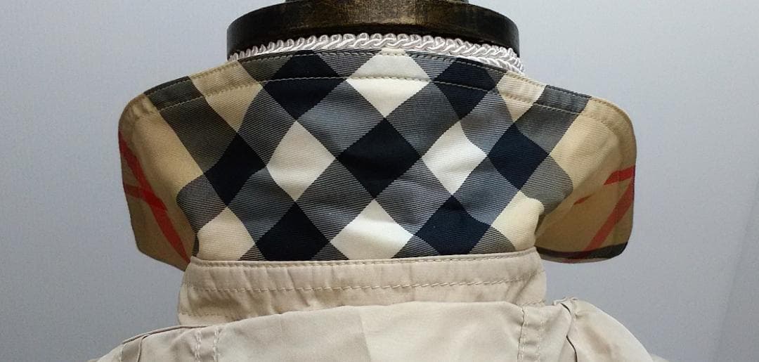 BURBERRY　LONDON　バーバリー　フード付き　薄手トレンチコート