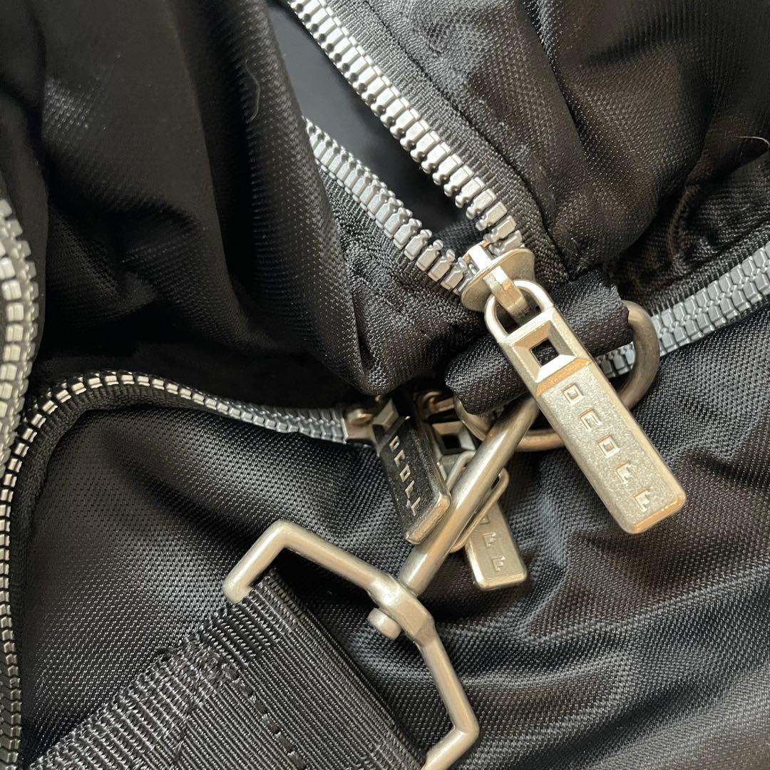 【美品】ONOFF　オノフ ゴルフ ボストンバッグ 　2WAY　ナイロン