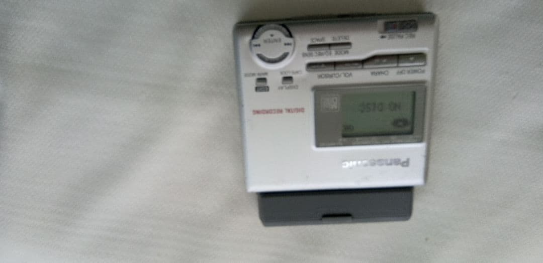 ポータブルMDプレーヤー