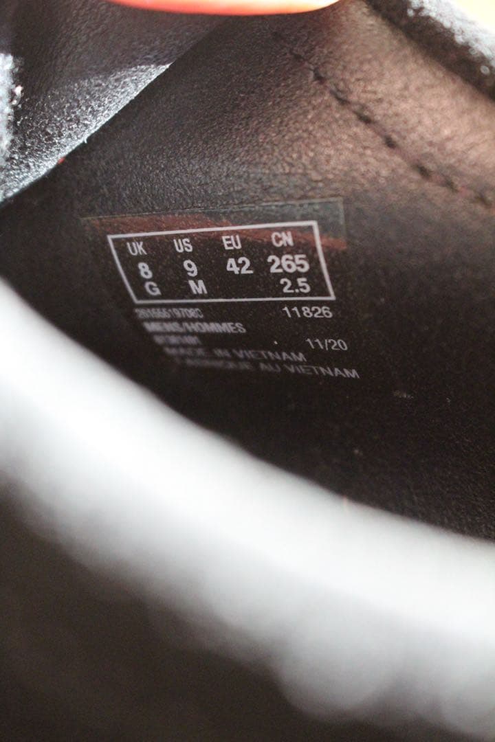 【26.5cm/UK8】Clarks Wallabee 『BLACK』