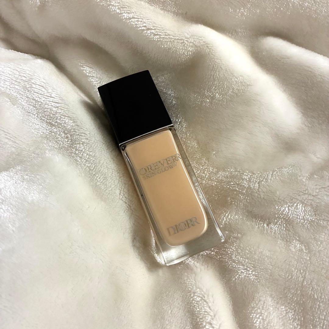 ファンデーション Dior Forever Skin Grow 0.5N Neutral 30ml