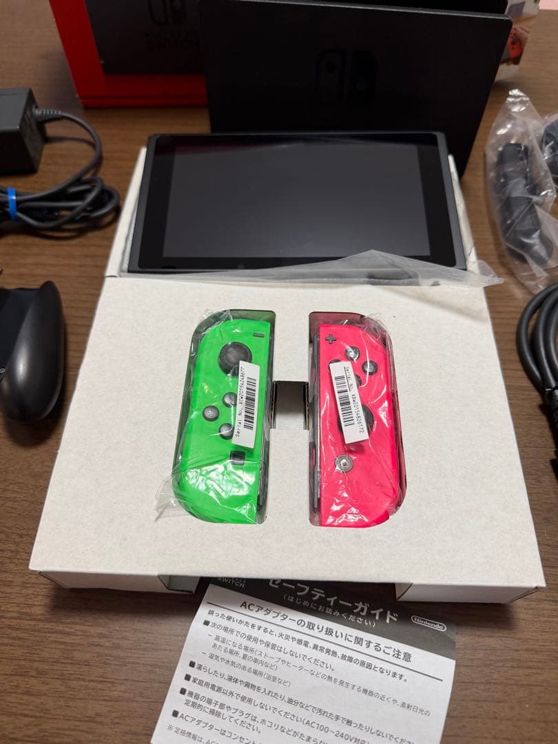 Nintendo Switch バッテリー強化版　箱・付属品あり2022.12