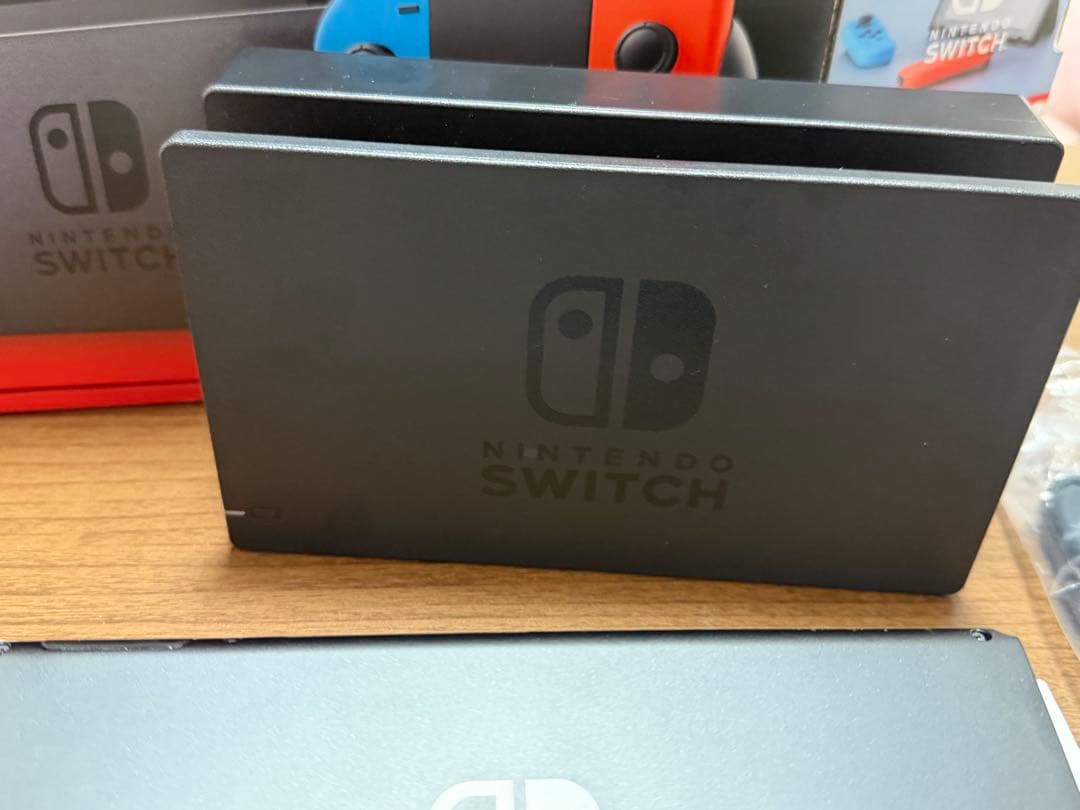 Nintendo Switch バッテリー強化版　箱・付属品あり2022.12