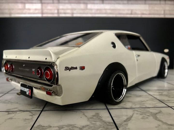 1/18 京商 スカイライン GT-R ケンメリ 白 ワタナベ 改造 カスタム