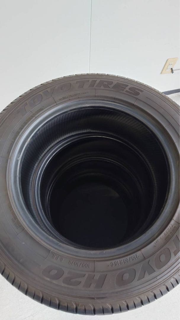 215/65-16C TOYOタイヤH20 バン用　ホワイトレター