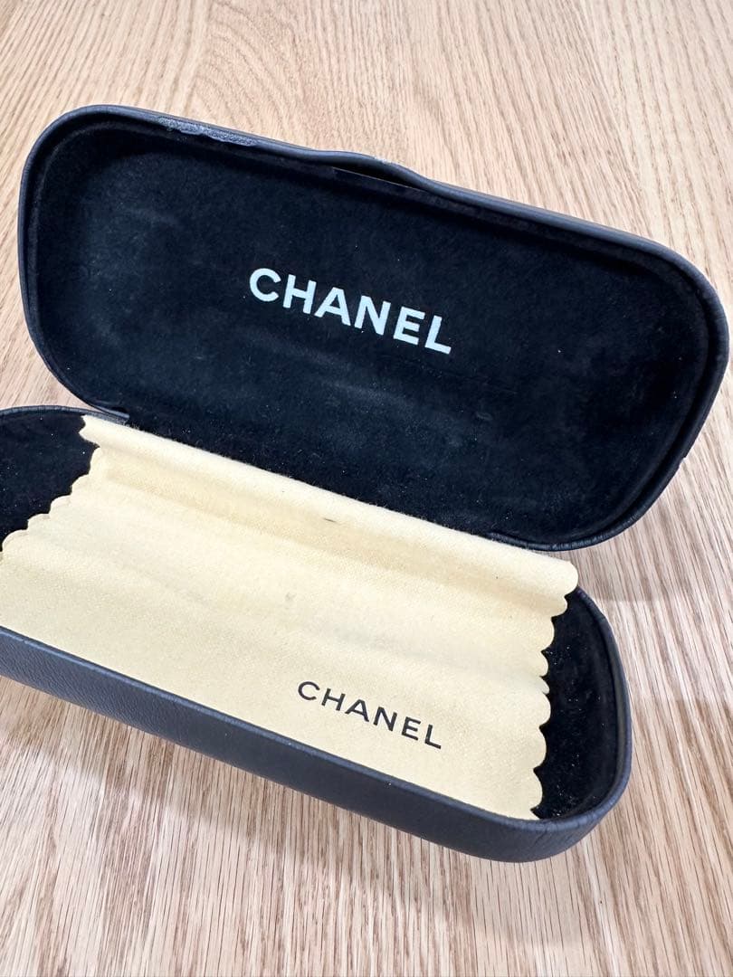 CHANEL シャネル　ダークブラウン サングラス 5007