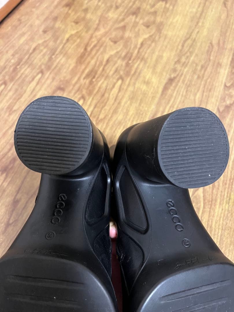 ecco ショートブーツ ブラック レザー チャンキー 36 23センチ　美品