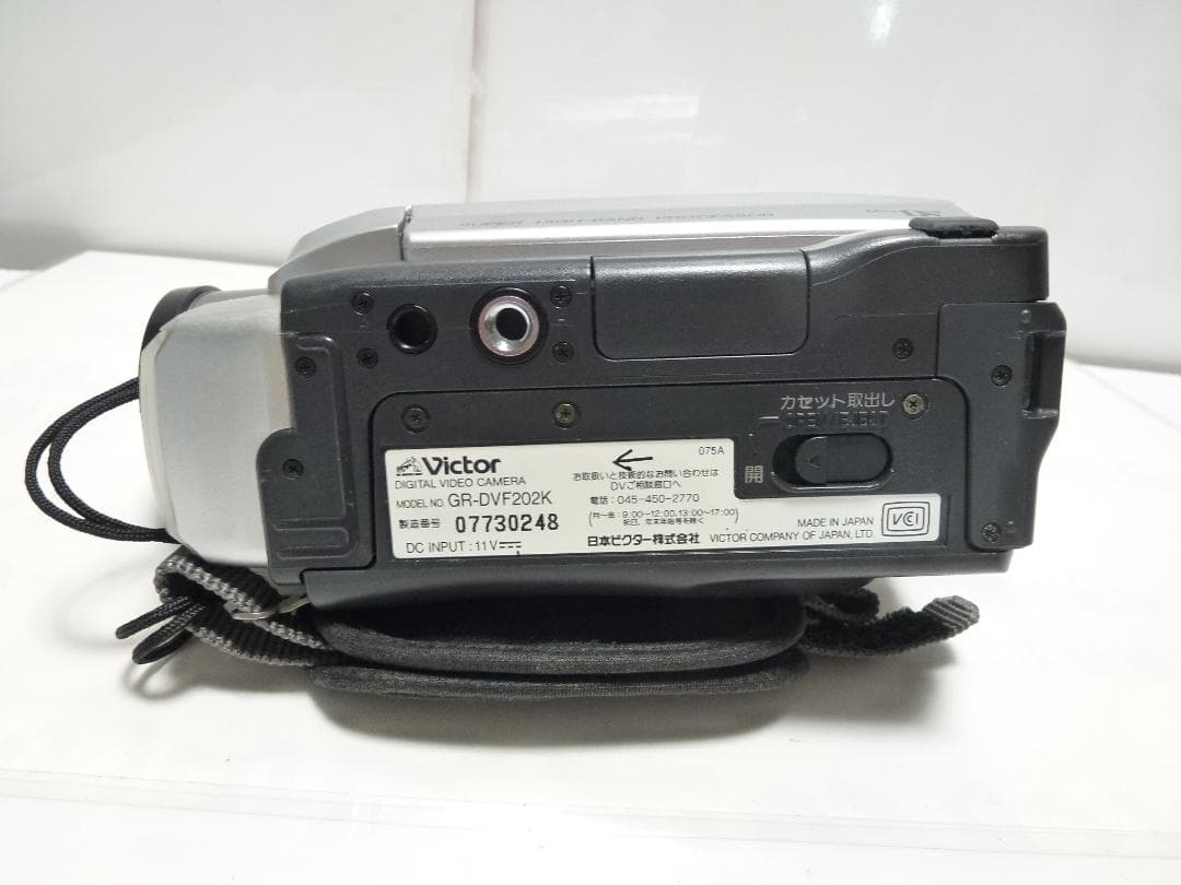 訳有り動作品　Victor ビクター　デジタルビデオカメラ　GR-DVF202K