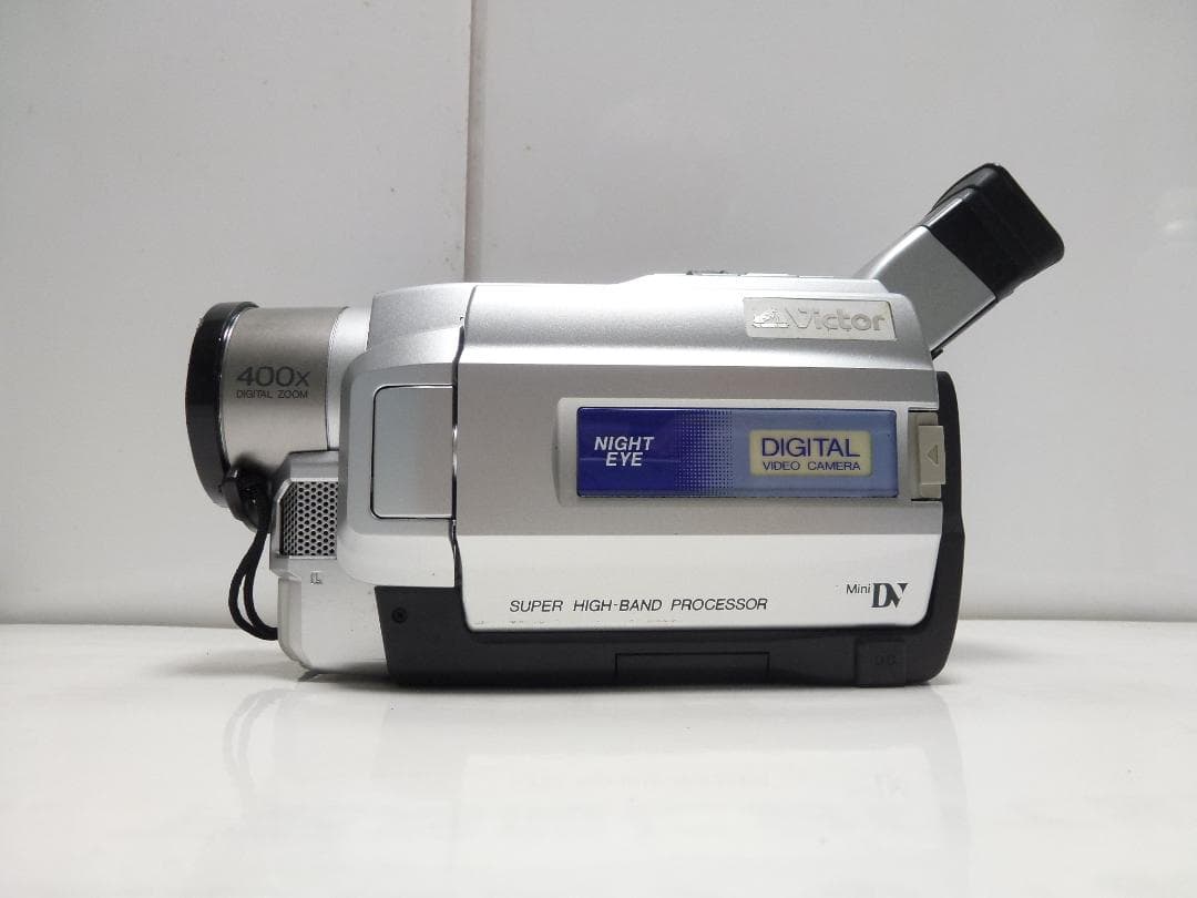 訳有り動作品　Victor ビクター　デジタルビデオカメラ　GR-DVF202K