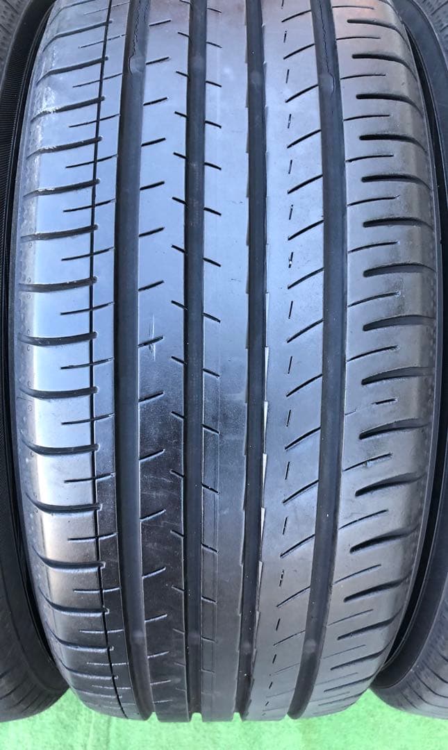 215/45 R17 Yokohama BluEarth-GT ラジアルタイヤ