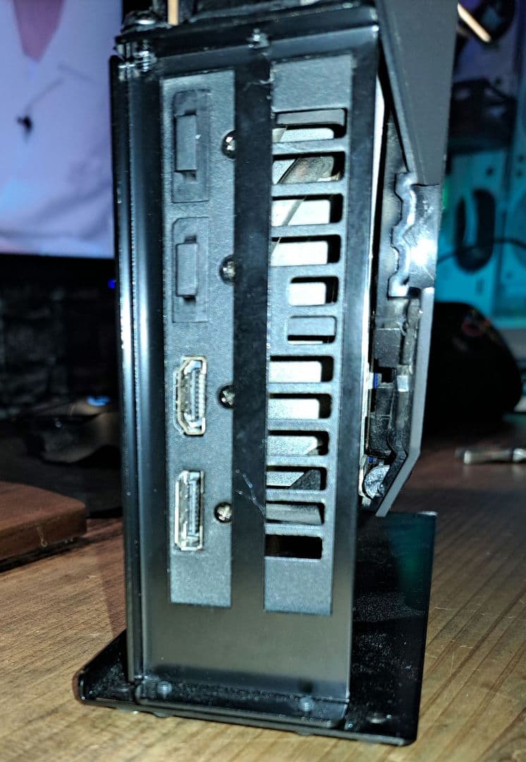 グラフィックボード・グラボ・ビデオカード RX5700XT ROG STRIX GAMING