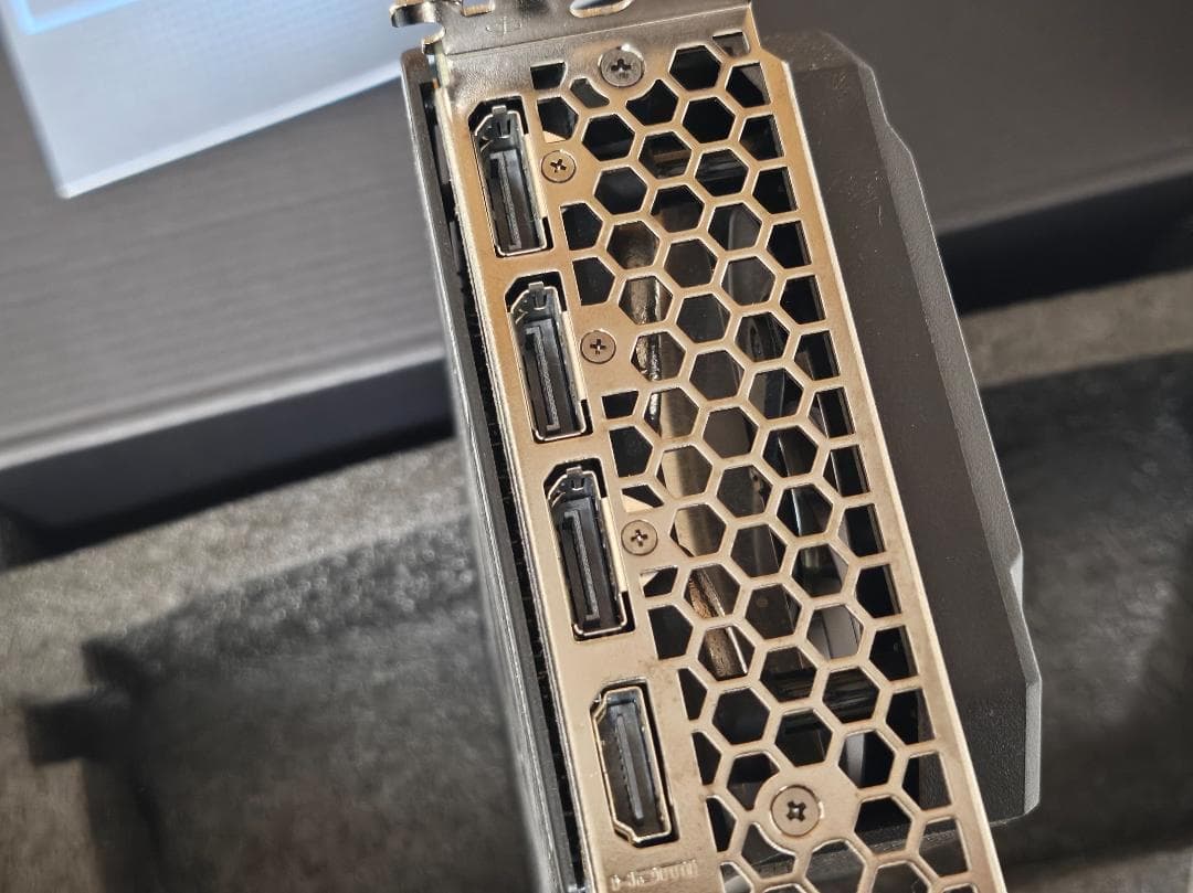 グラフィックボード・グラボ・ビデオカード Palit GeForce RTX3070 GamingPro OC 8GB