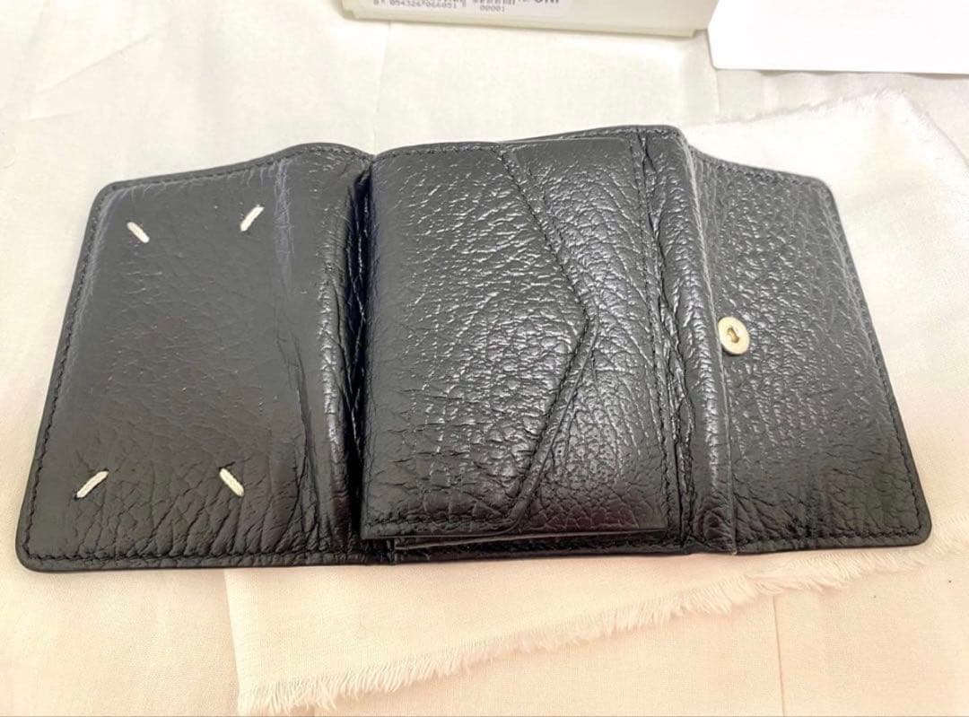 メゾンマルジェラMaison Margiela三つ折り財布　2月28日まで販売