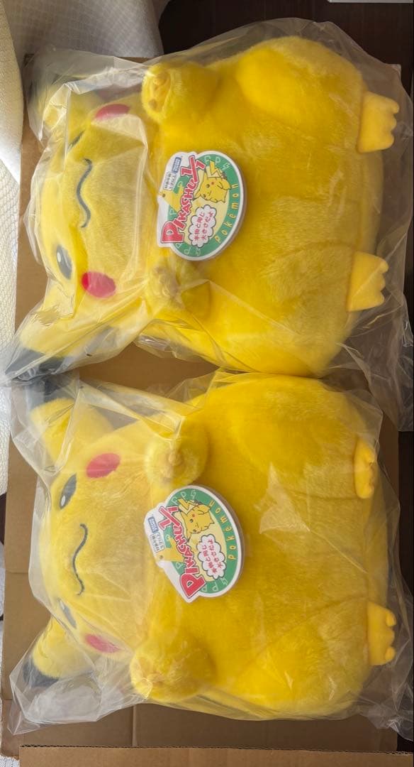 2個セットポケモン30周年記念 おかえり！ ピカチュウ1/1 ぬいぐるみ