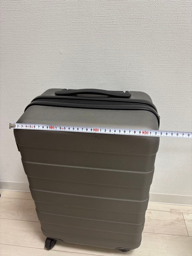 無印良品　バーの高さを自由に調節できる　ストッパー付きハードキャリー 33Ｌ