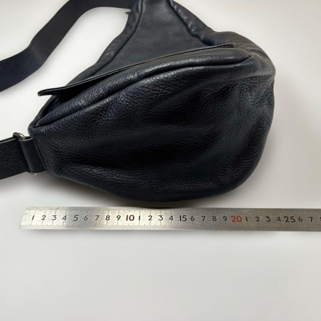 ミケ様AmeriBag HEALTY BACK BAGブラックレザーボディバッグ