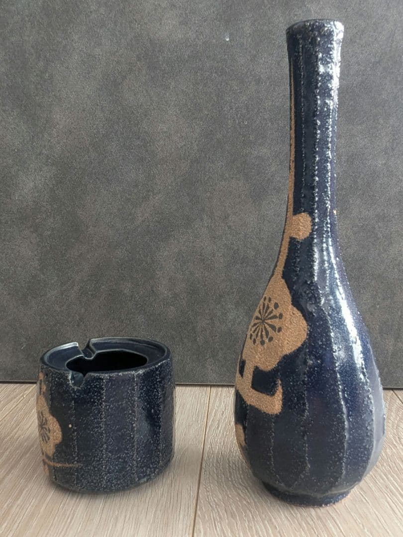 陶器製 灰皿＆徳利セット 木箱付き