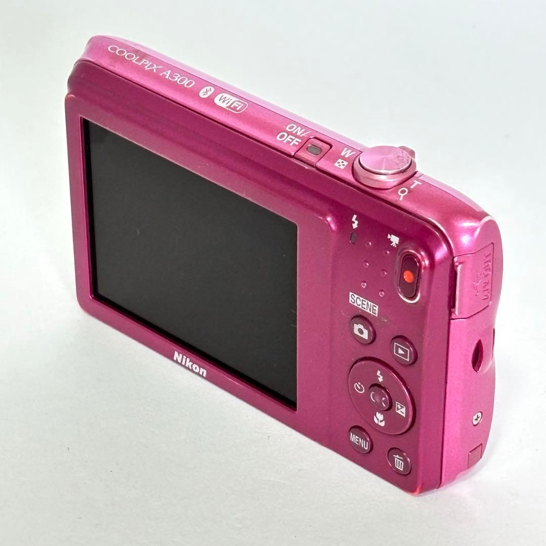 Nikon coolpix A300 ニコン　デジカメ　SDカード付