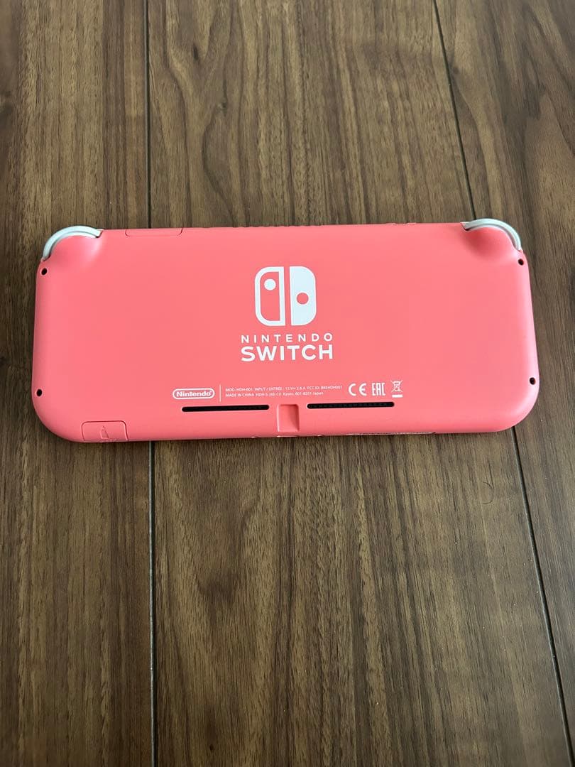 Nintendo Switch Lite コーラル 本体 充電器付き動作確認済み