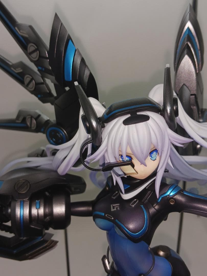 m*9様 新次元ゲイム ネプテューヌVII ネクストブラック 1/7 フィギュア
