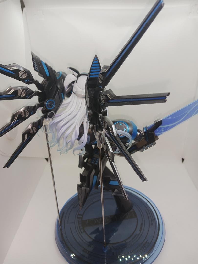 m*9様 新次元ゲイム ネプテューヌVII ネクストブラック 1/7 フィギュア