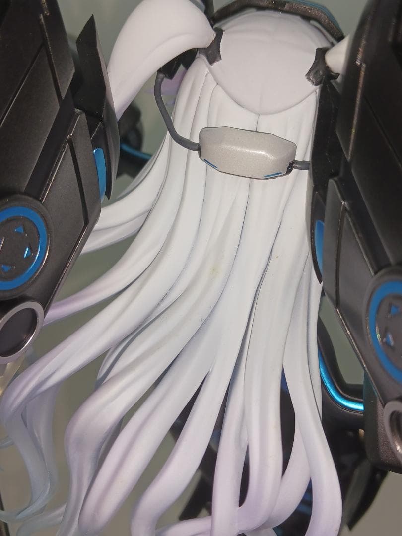 m*9様 新次元ゲイム ネプテューヌVII ネクストブラック 1/7 フィギュア
