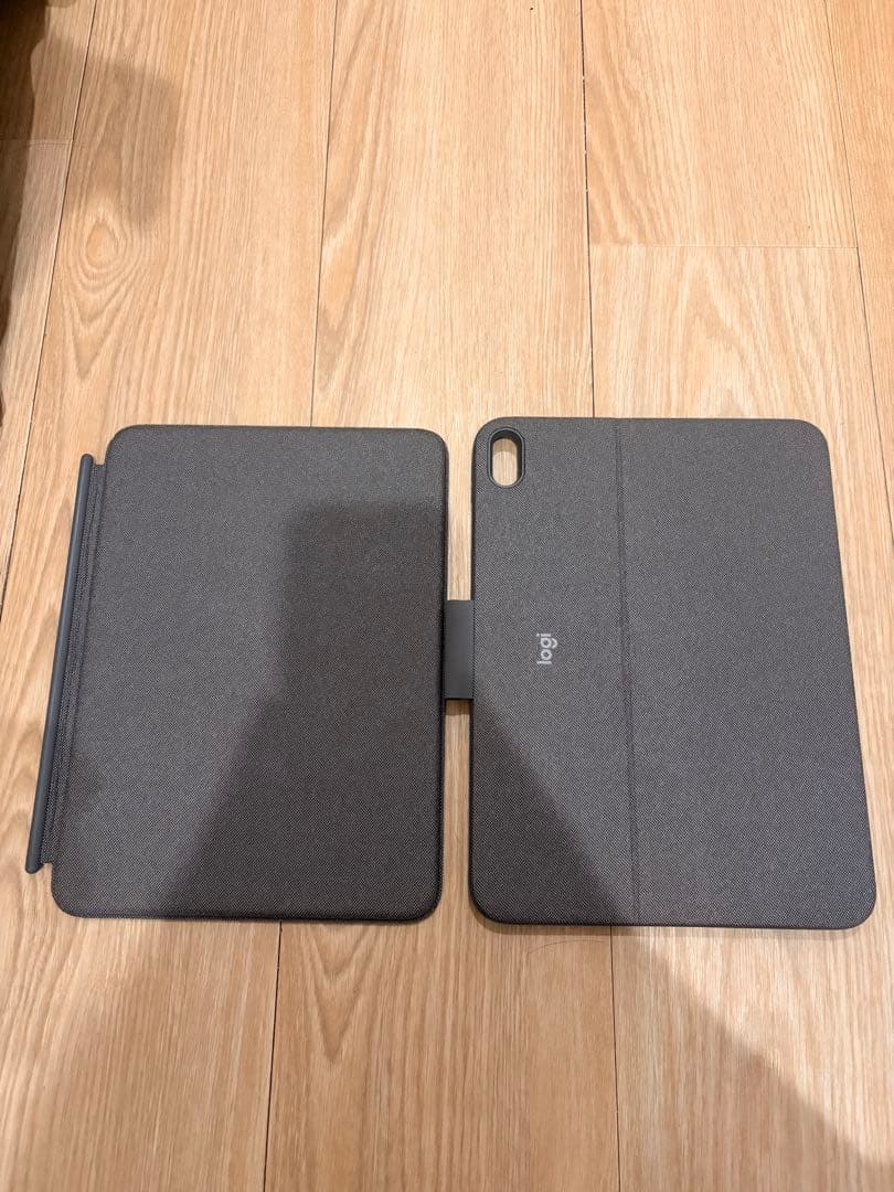 美品 第10世代iPad 64GBブルー Logicoolキーボード付き