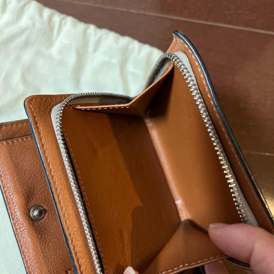 ペペロンチーノ LOEWE 二つ折り財布 ベージュ