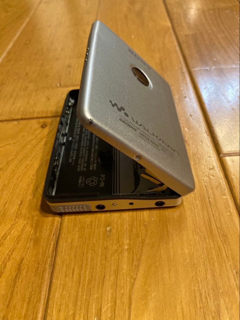 ジャンク品　SONY WM-EX610 カセットプレーヤー箱付き