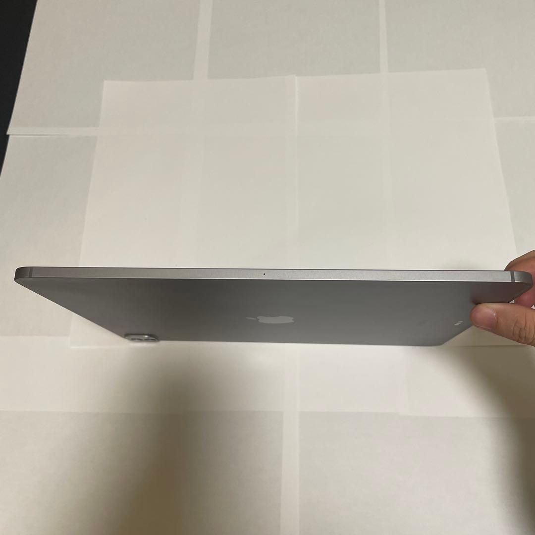 iPadPro12.9インチ第6世代128GB Wi-Fi + Cellular