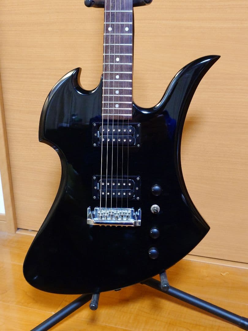 写真追加　B.C.Rich モッキンバード hide エレキギター
