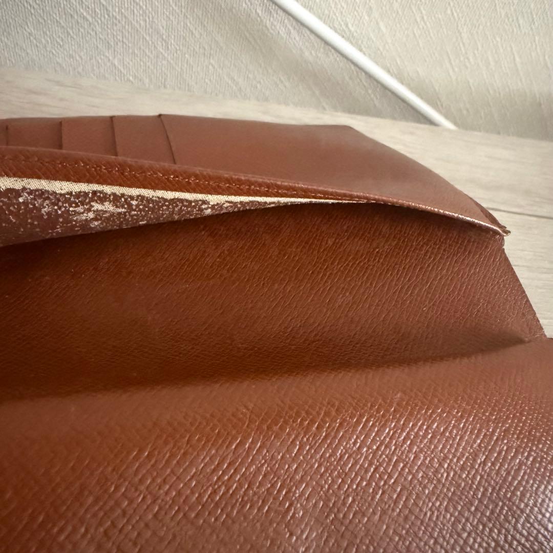 Louis Vuitton 折り財布、ポーチ