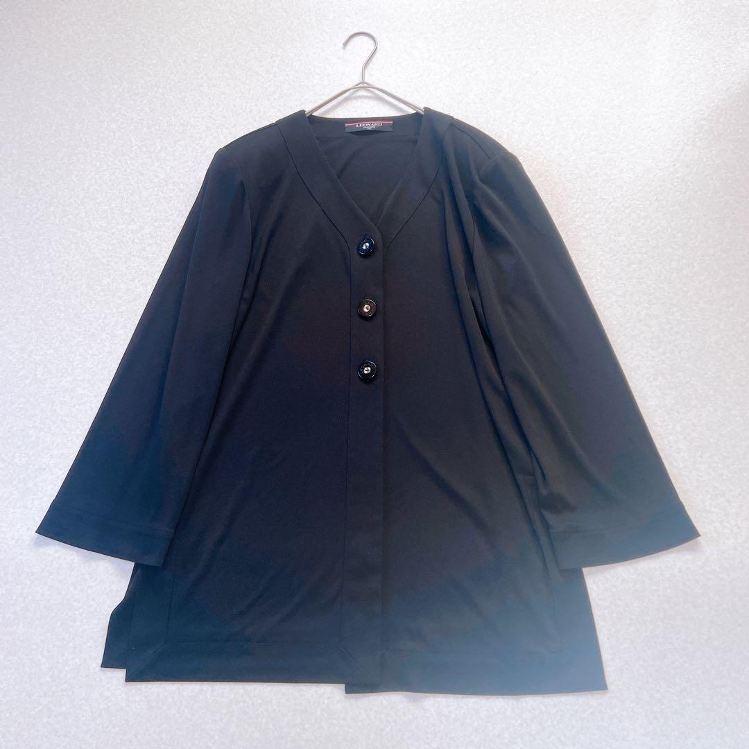 美品　レオナール　カンカン　カーディガン　ロゴボタン　黒　M