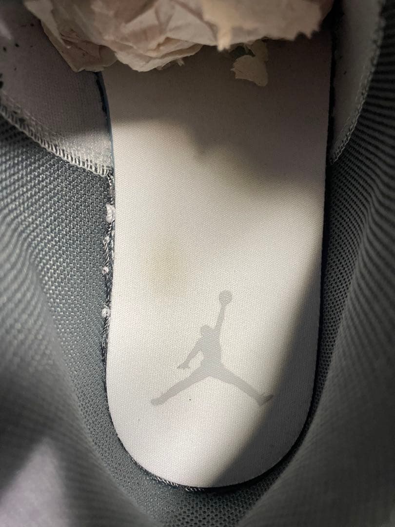 Air Jordan 1 mid グレー/ホワイト