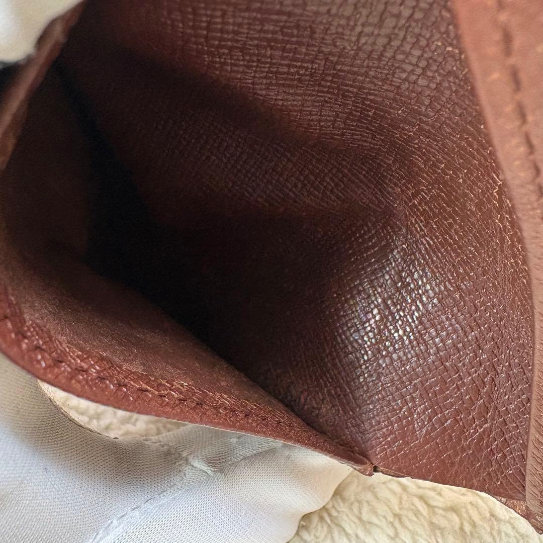 ルイヴィトン モノグラム Wホック財布　二つ折り財布 LOUIS VUITTO