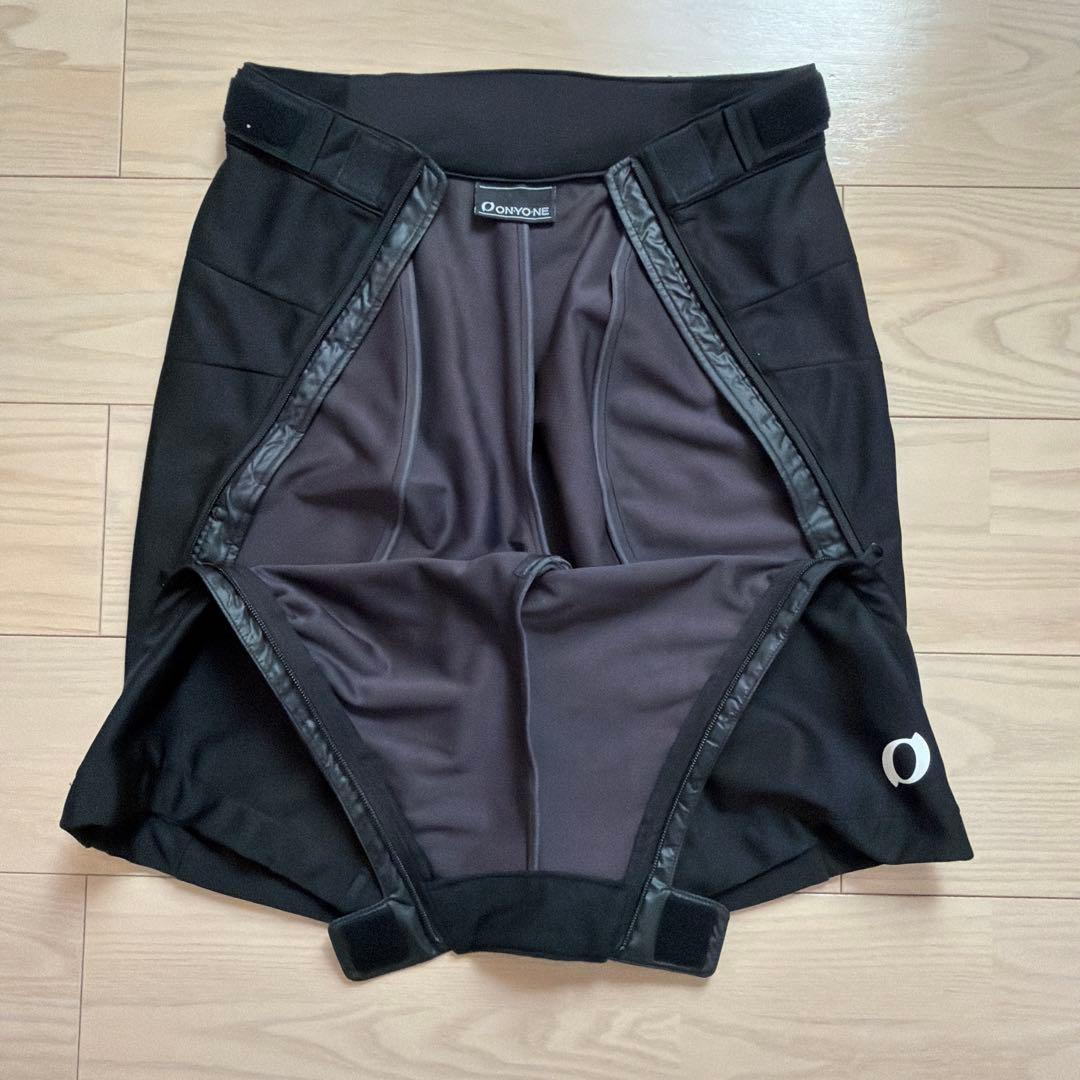 オンヨネ　スキー　ハーフパンツ　ジュニア　160㎝