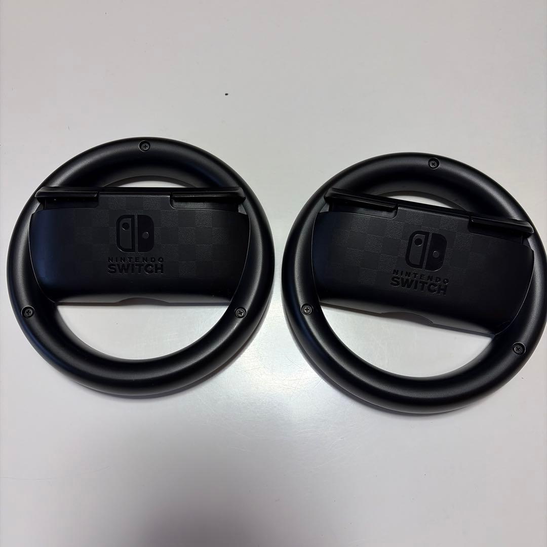 ニンテンドー　【switch】 本体　ハンドル付