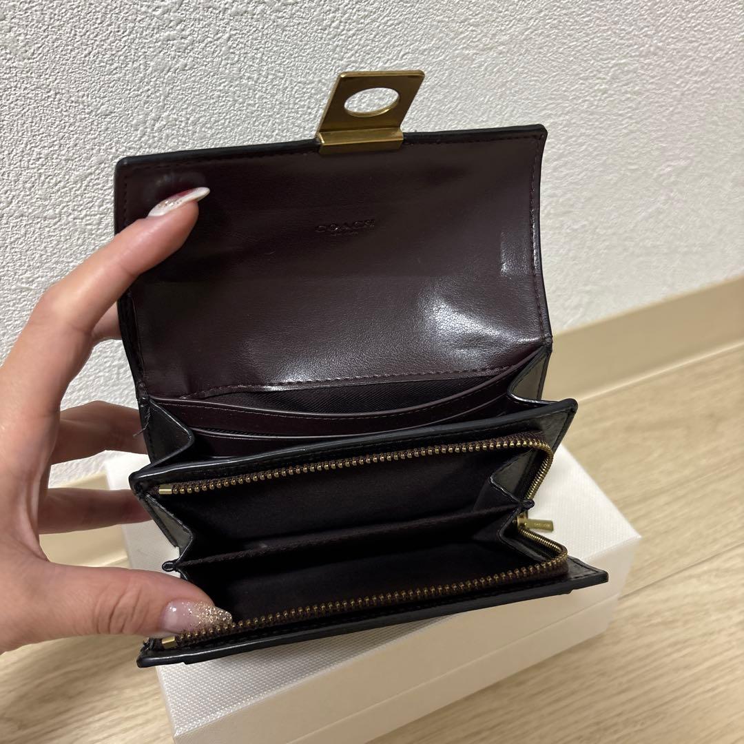 coach 折りたたみ財布　ハットンウォレット