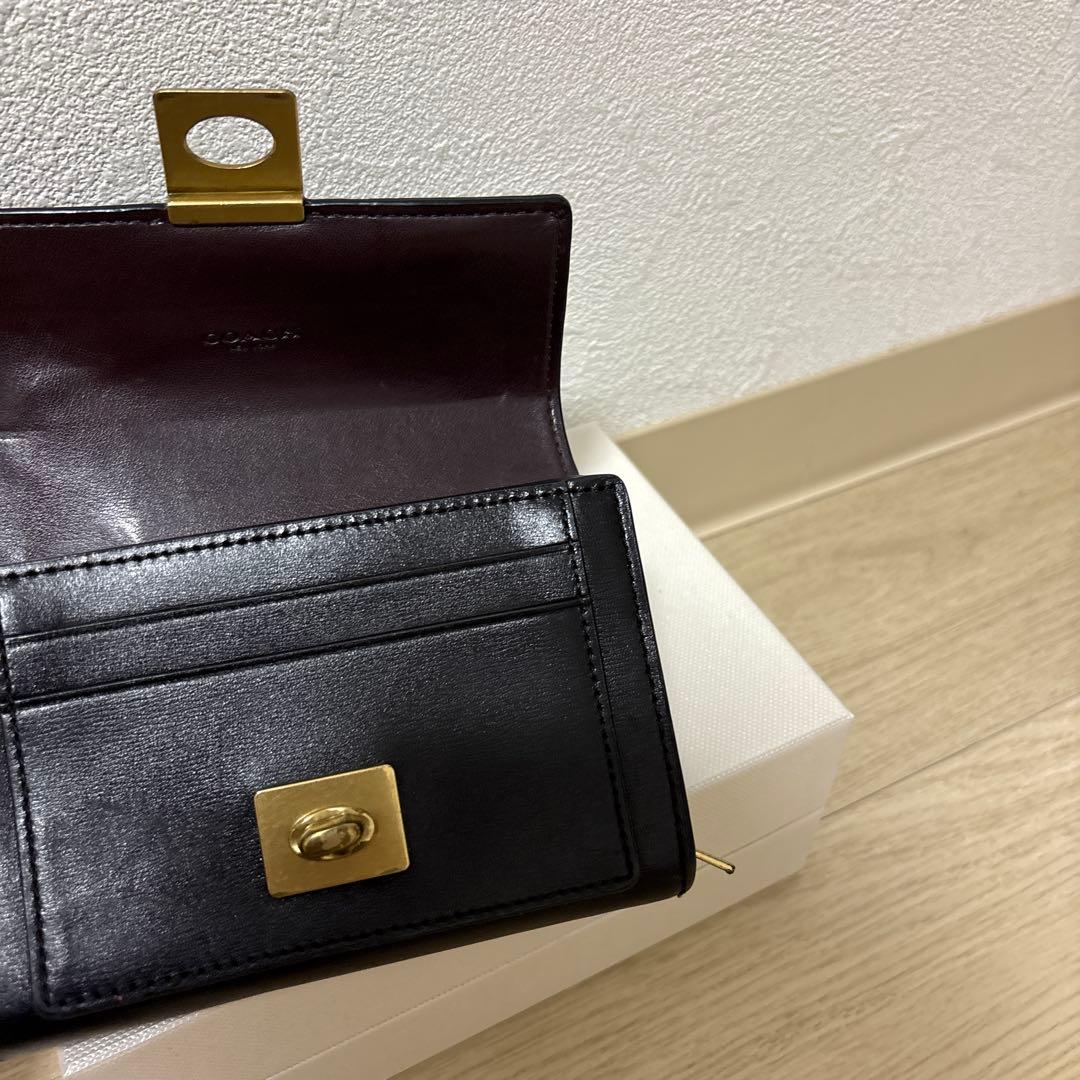 coach 折りたたみ財布　ハットンウォレット