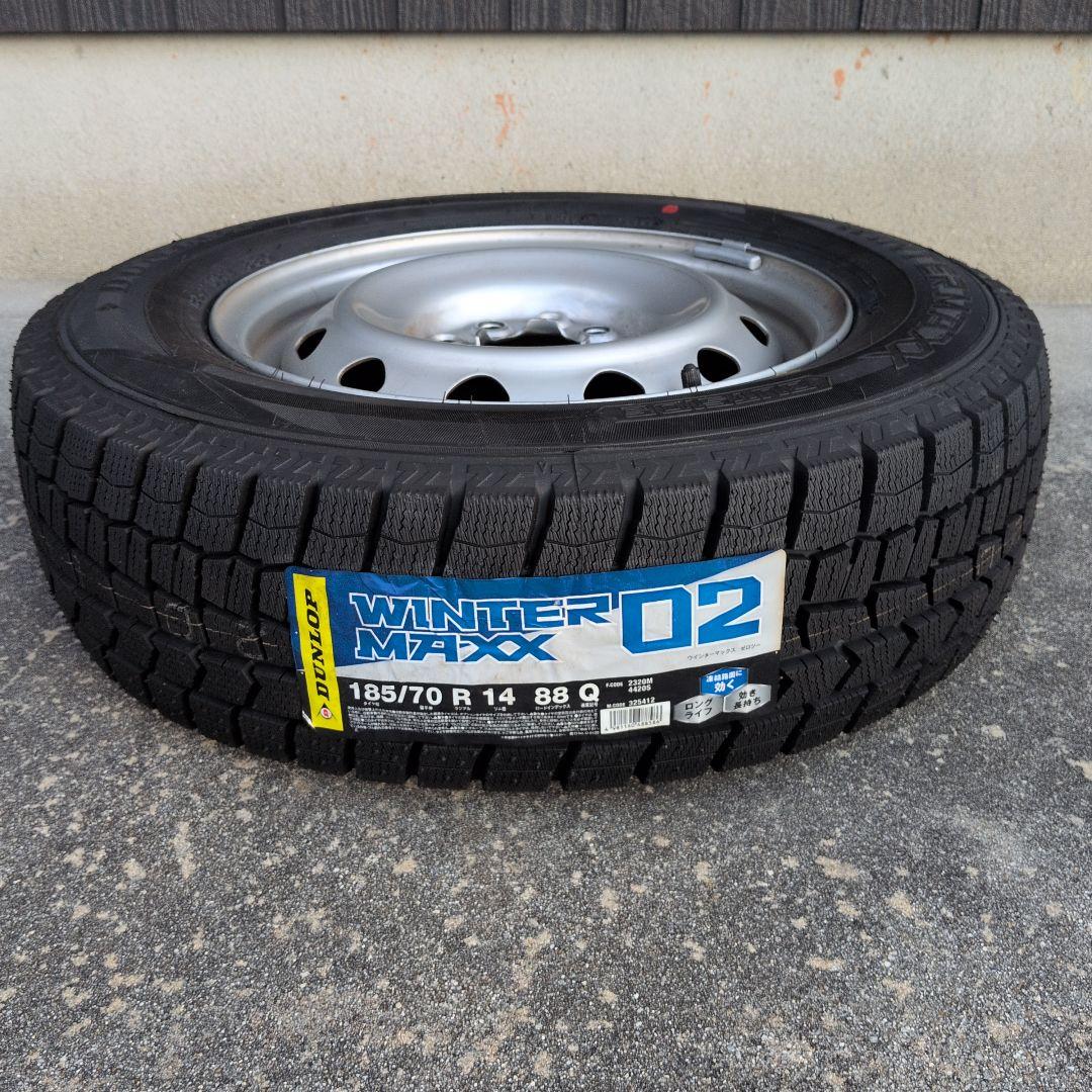 DUNLOP WINTER MAXX 02 185/70 R 14 4本セット