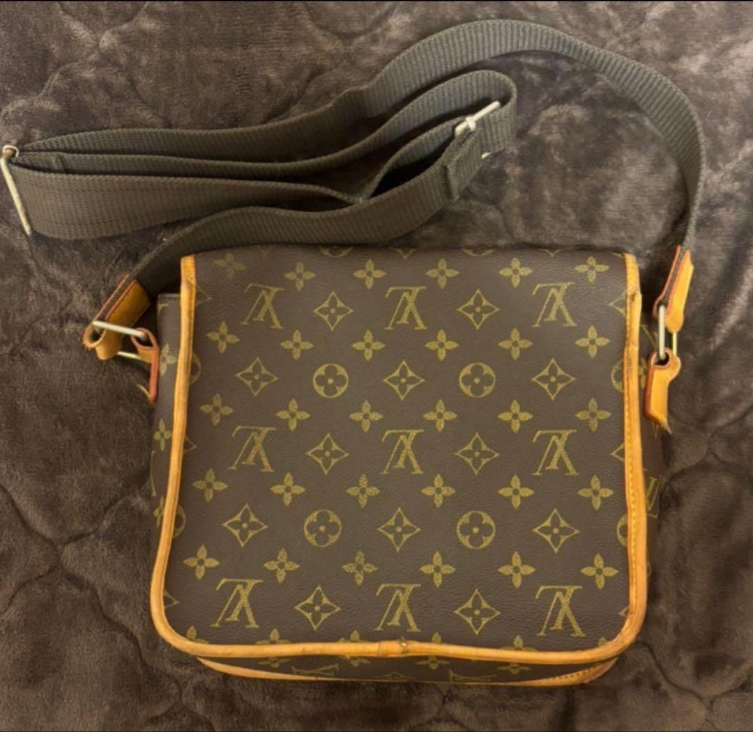 LOUIS VUITTON リポーターPM ルイヴィトン　ショルダーバッグ