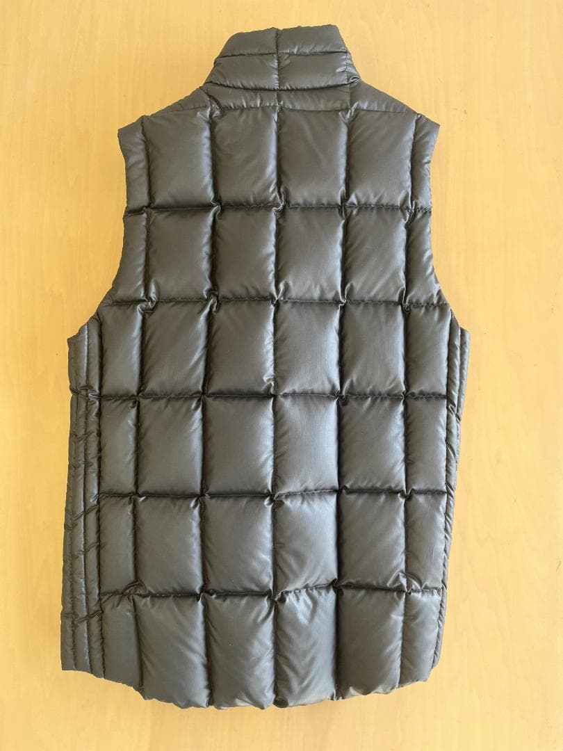 極上品　LACOSTE　ラコステ　ダウンベスト