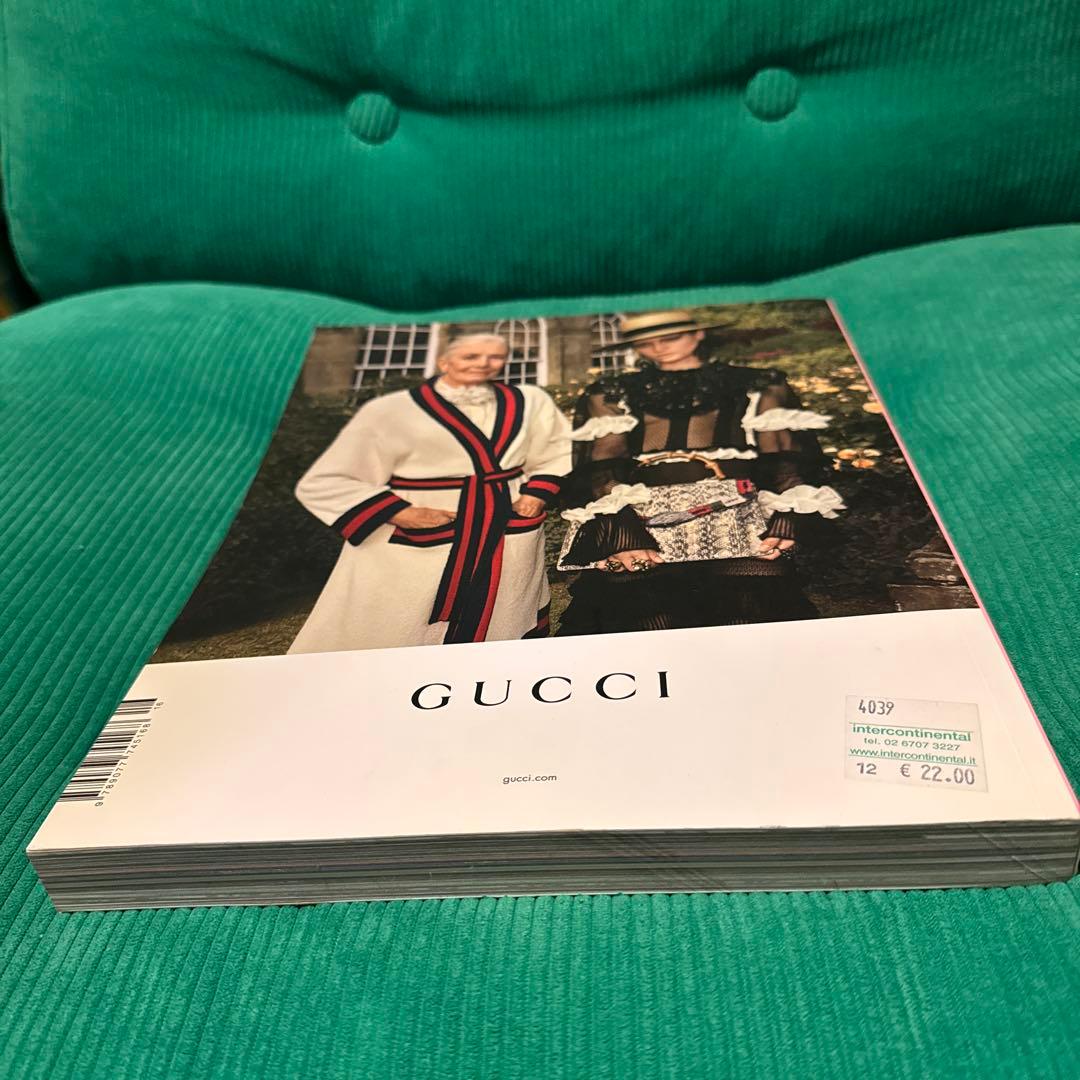 アート・デザイン・音楽 A Magazine curated by Alessandro Michele