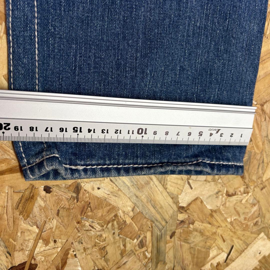 True Religion BOBBY Big T 29 ストーレート