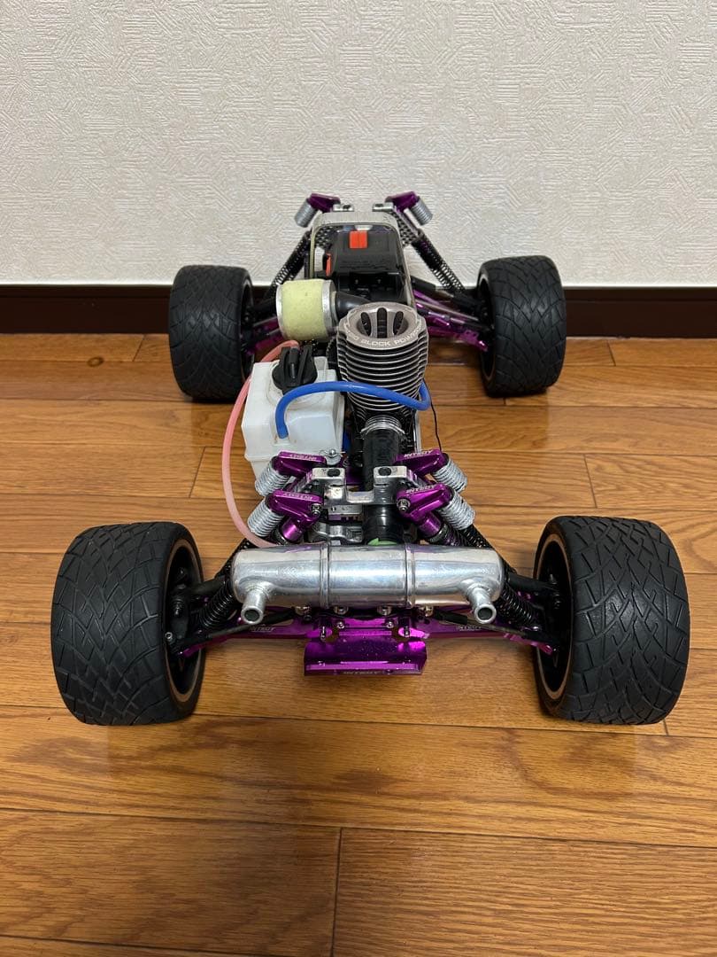 HPIサベージエンジンカー