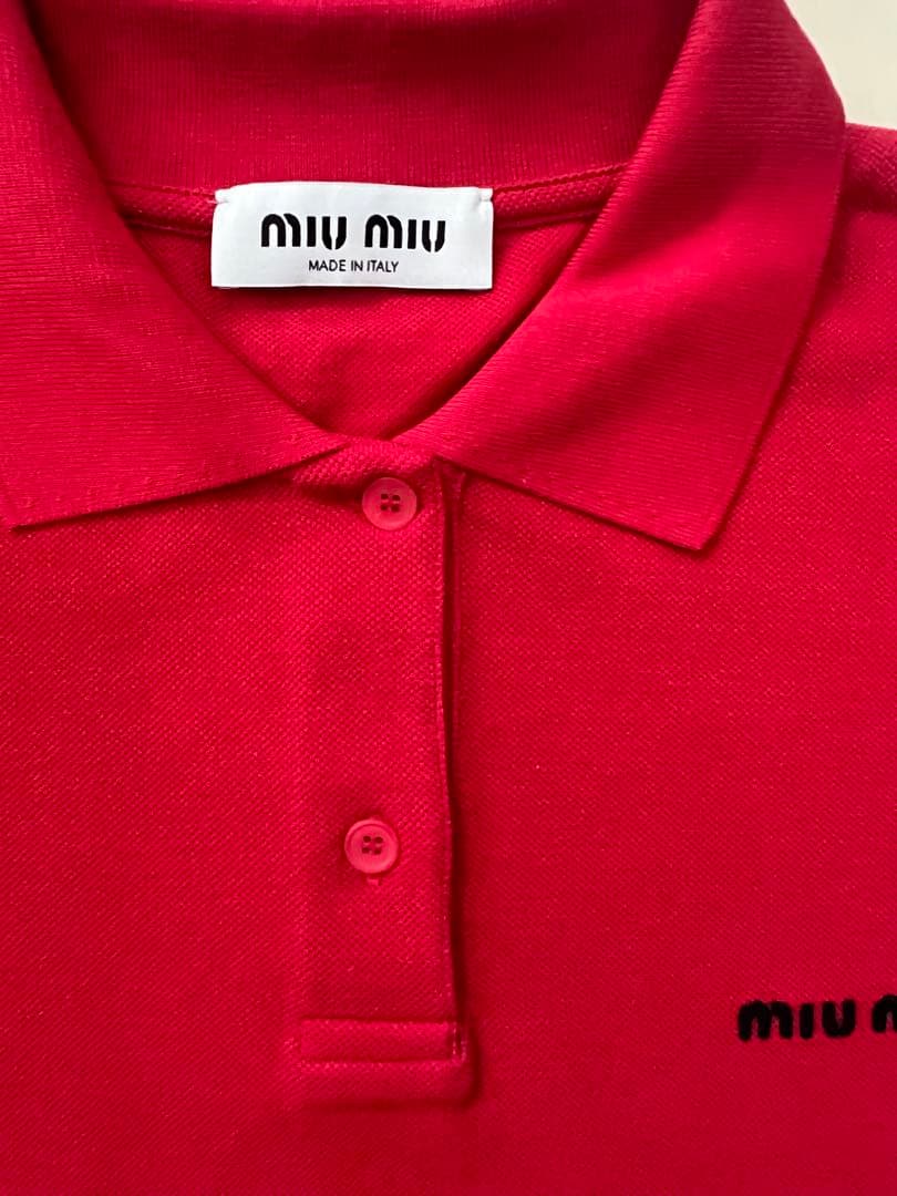 miu miu 赤 ポロシャツ イタリア製