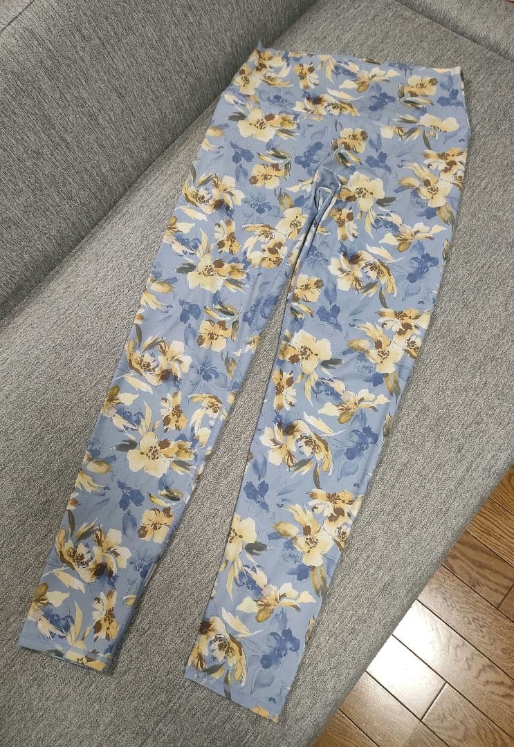 Fiori❀⑧SUKALA ブラトップレギンスセット花柄 Lサックスブルー
