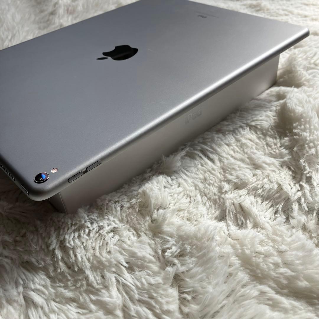 【お試し価格】iPad Pro 12.9 第2世代 64GB 【発送】【付属品】