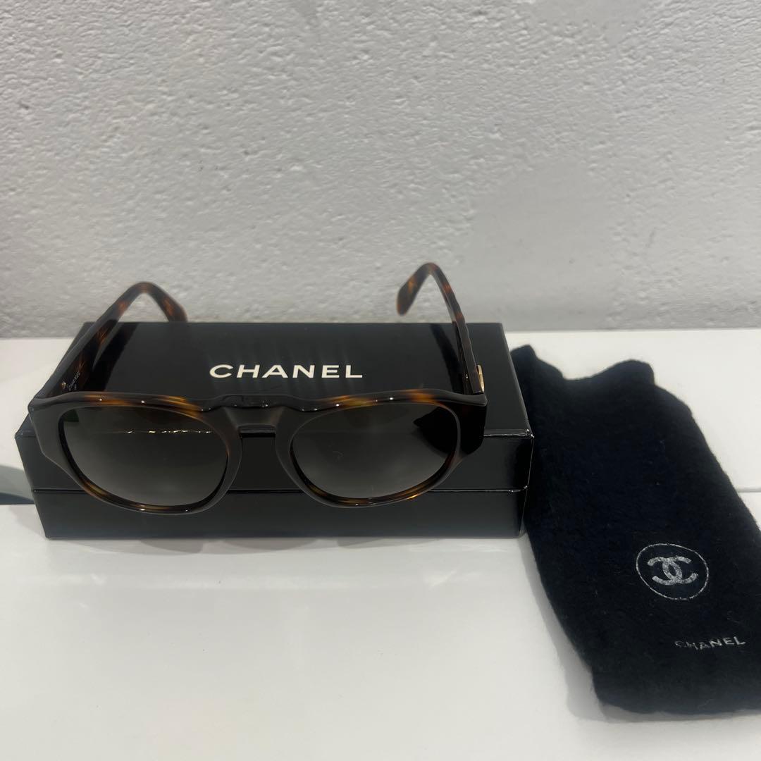 CHANEL サイド　ココ　サングラス