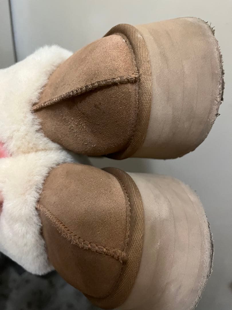 靴 UGG Funkette